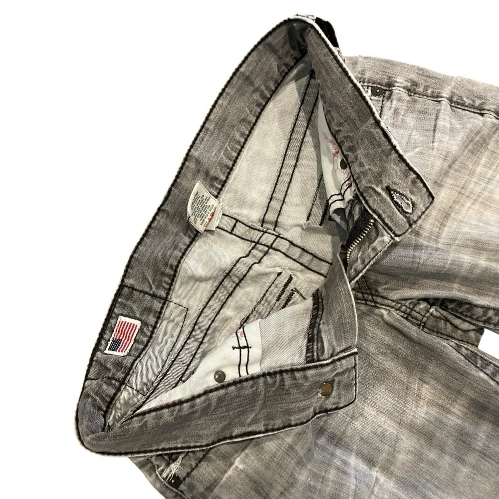 True Religion Ricky Jean Gray Wash Distressed Flap USA Straight Sz 31 Fit 32